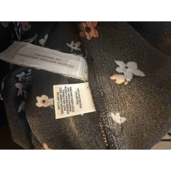 Ann Taylor LOFT Sleeveless Jumpsuit Black Floral Pockets Elastic Waist Size XL - Picture 5 of 9